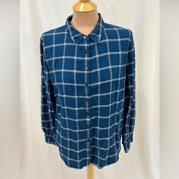 Draper James Blue & White Windowpane Plaid Flannel Button Up Shirt - Picture 1 of 9